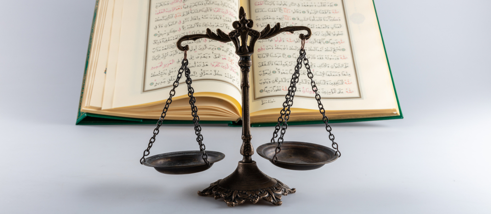 Islamic Law Image